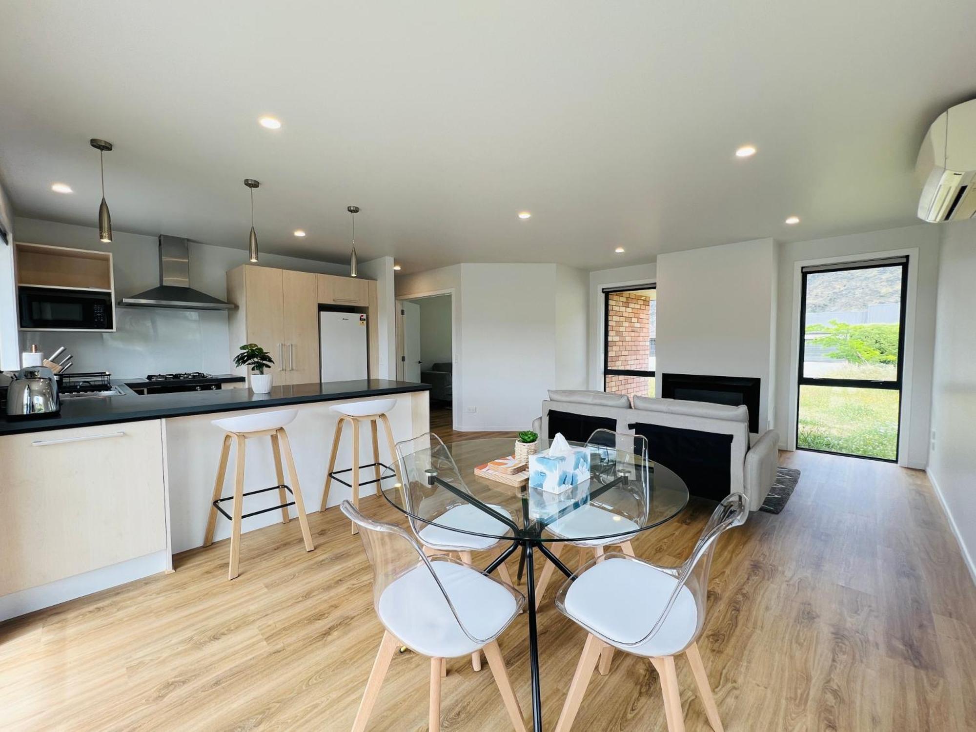Leisure Holiday Home Lake Hayes Easte Queenstown แอโรว์ทาวน์ ภายนอก รูปภาพ